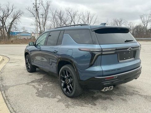 New 2026 Chevrolet Traverse RS w/ LPO, Floor Liner Package AWD/4WD image 4
