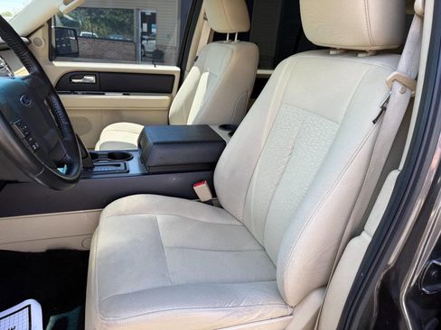 Used 2016 Ford Expedition XL AWD/4WD image 13