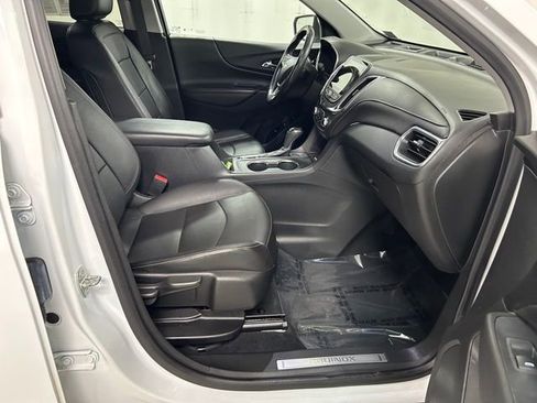 Used 2020 Chevrolet Equinox Premier image 13