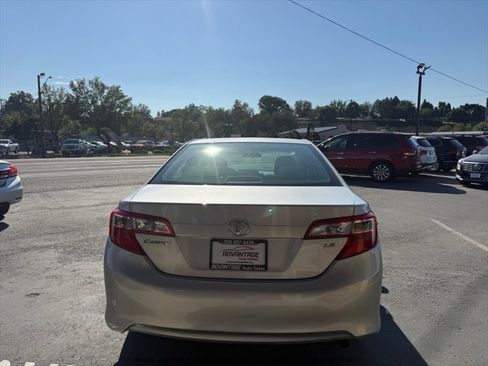 Used 2013 Toyota Camry LE FWD image 6