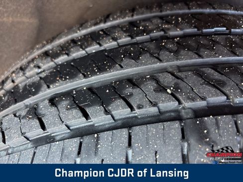 Used 2021 Dodge Durango GT image 11