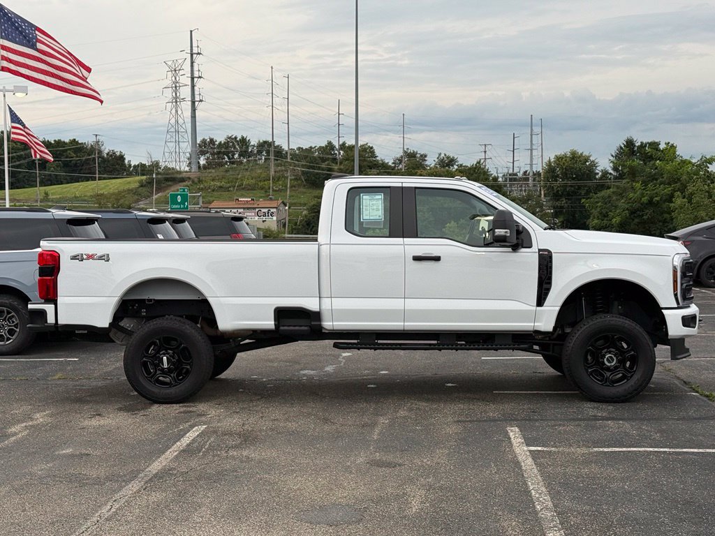 Used 2025 Ford F350 XL w/ STX Appearance Package AWD/4WD image 4