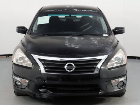 Used 2015 Nissan Altima 2.5 SV image 39