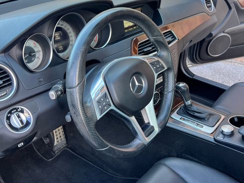 Used 2014 Mercedes-Benz C 250 Sport image 16