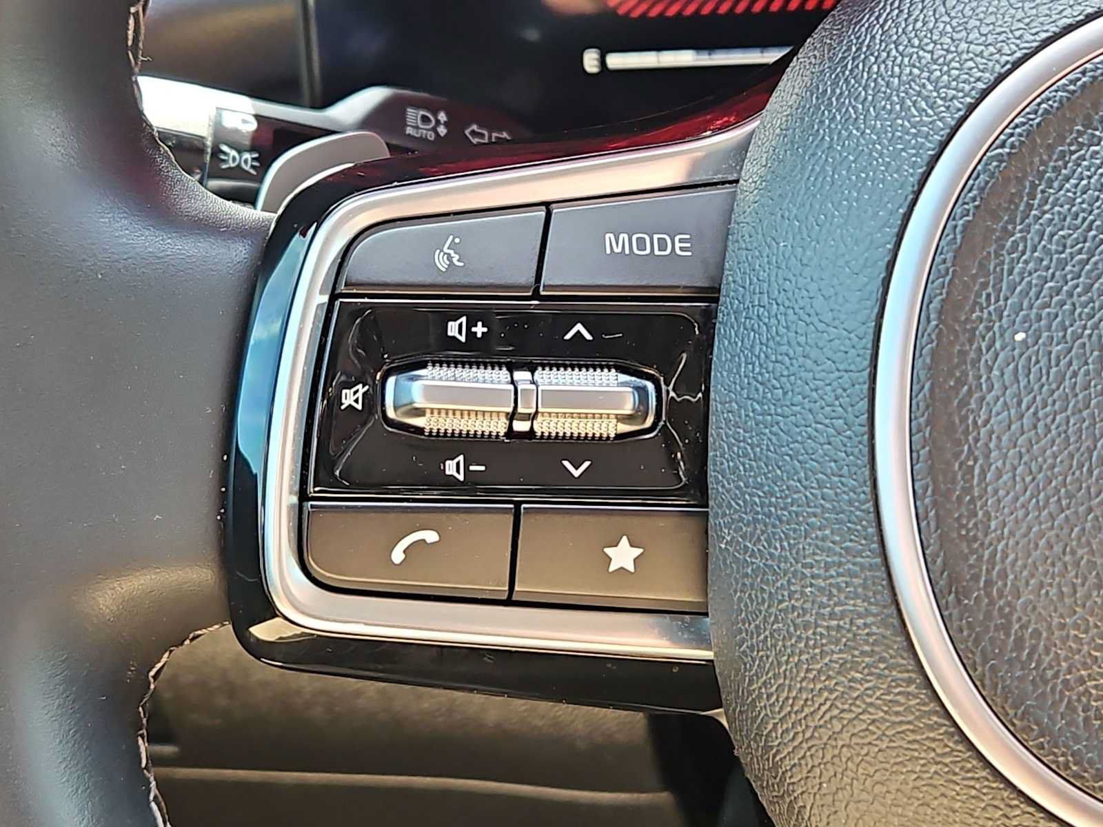 Used 2025 Kia Sorento EX AWD/4WD image 20