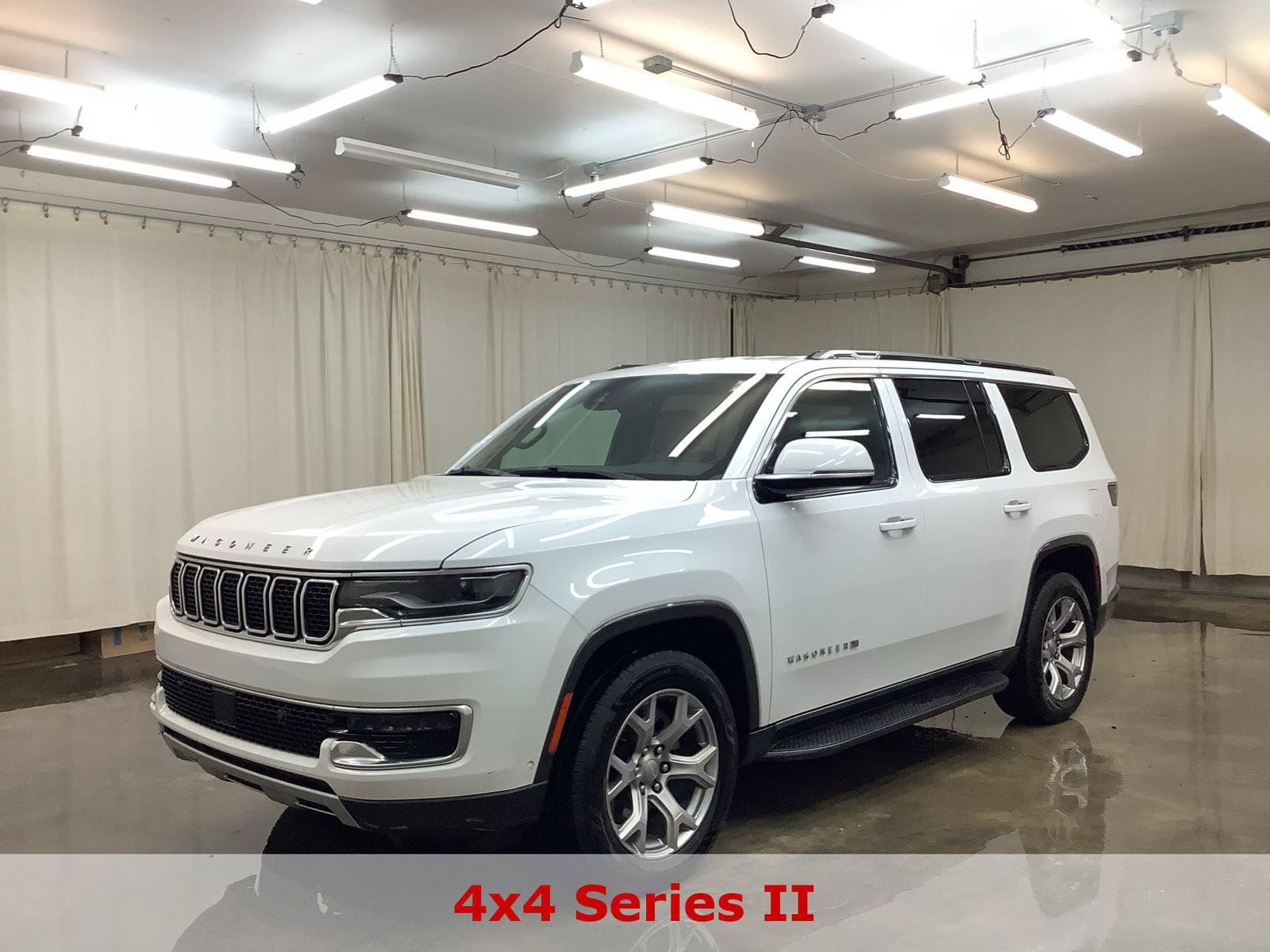 Used 2022 Jeep Wagoneer Series II AWD/4WD image 1
