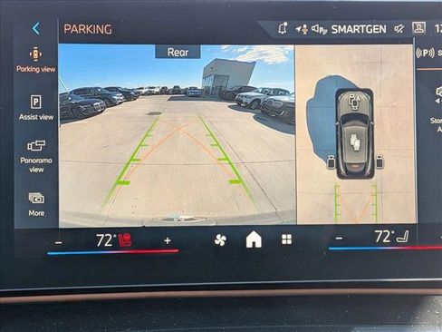 New 2026 BMW X2 xDrive28i w/ Technology Package image 13