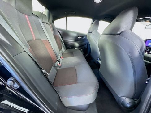 Used 2025 Toyota Corolla SE image 28