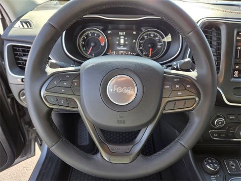 Used 2020 Jeep Cherokee Trailhawk w/ Comfort/Convenience Group image 16