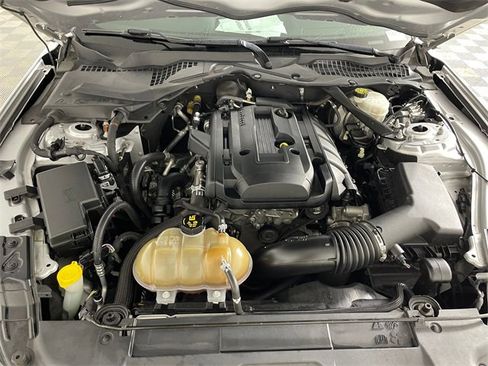 Used 2019 Ford Mustang Premium image 21