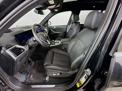 Used 2024 BMW ALPINA XB7 AWD/4WD image 22