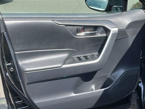 Used 2024 Toyota RAV4 XLE image 9