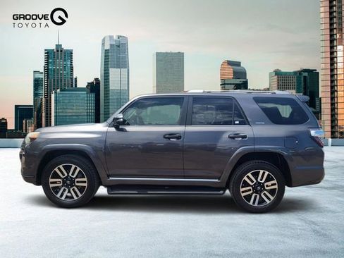 Used 2016 Toyota 4Runner Limited AWD/4WD image 2