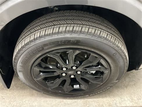 Certified 2023 Ford Maverick XLT w/ Equipment Group 300A Standard image 5