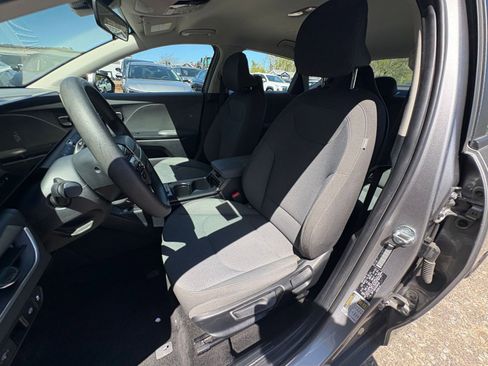 Used 2025 Kia K4 LXS FWD image 34