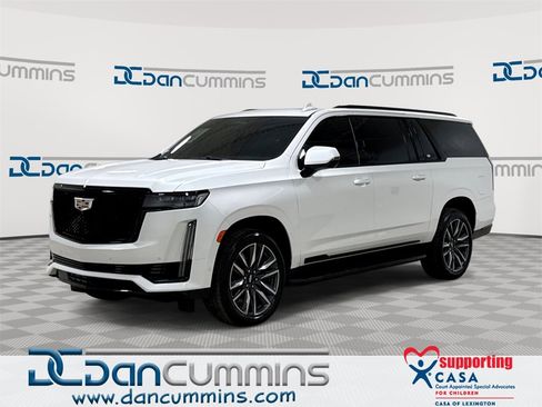 Used 2021 Cadillac Escalade ESV Sport image 1