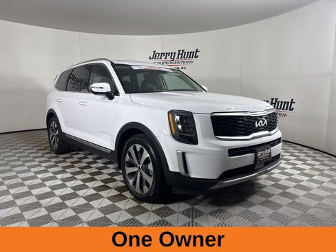 Used 2022 Kia Telluride EX w/ EX Premium Package image 4