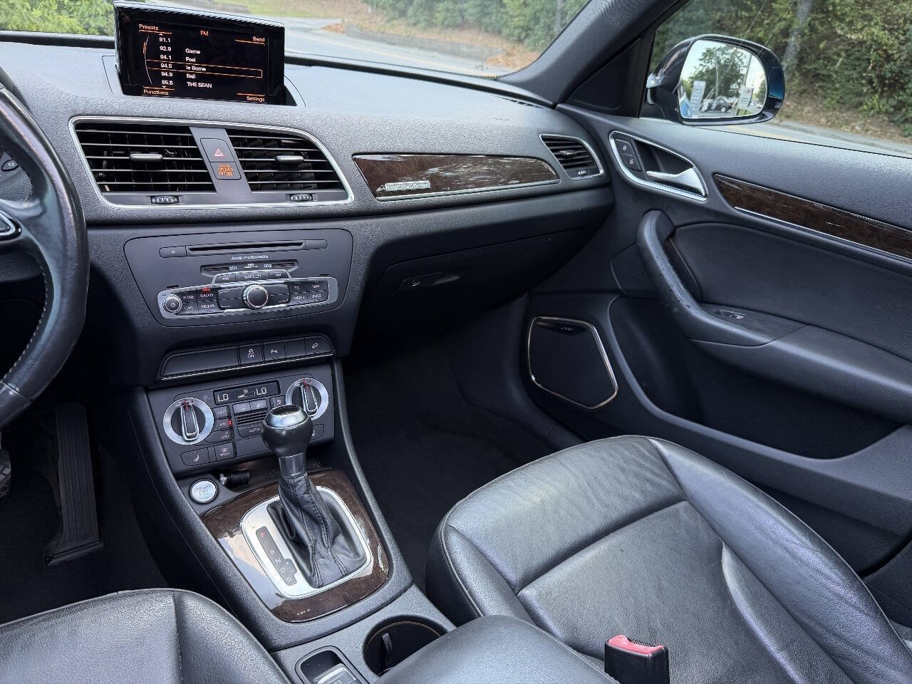 Used 2015 Audi Q3 2.0T Prestige w/ Prestige Package AWD/4WD image 15