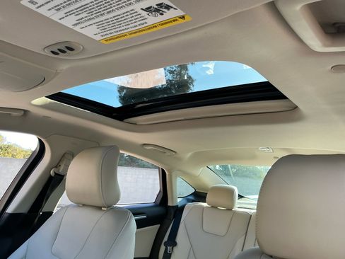 Used 2017 Ford Fusion Titanium image 29