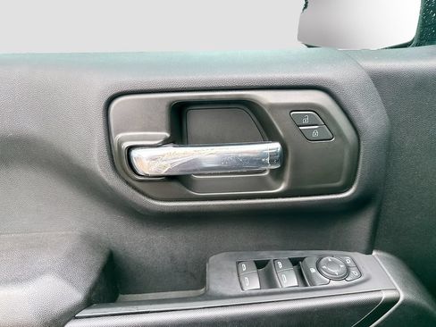 Used 2024 Chevrolet Silverado 1500 Custom RWD image 6