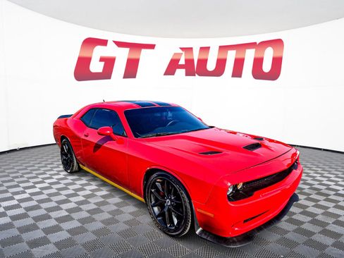Used 2023 Dodge Challenger GT image 1