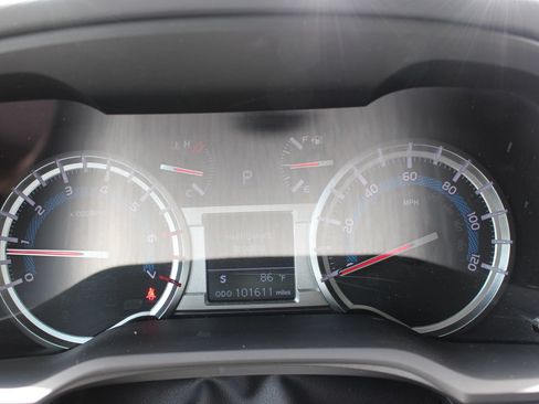 Used 2019 Toyota 4Runner Limited AWD/4WD image 24