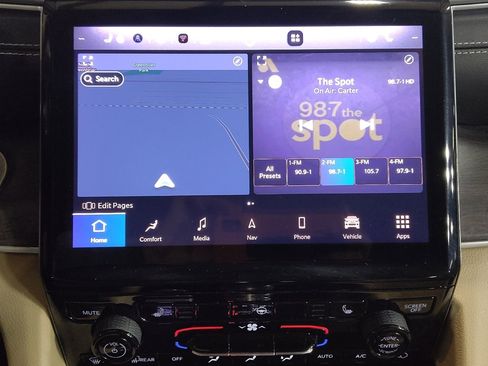 Used 2022 Jeep Grand Cherokee L Limited image 25