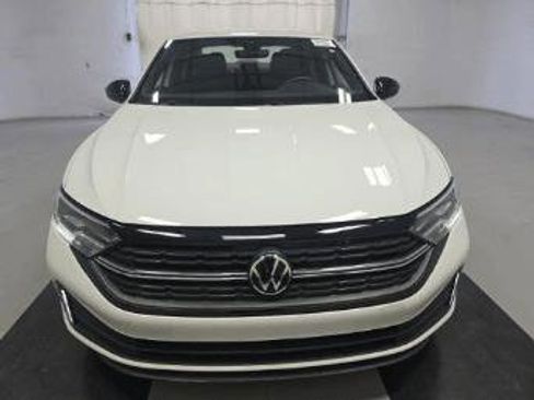 Used 2024 Volkswagen Jetta Sport FWD image 7