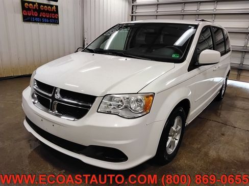 Used 2012 Dodge Grand Caravan SXT image 4
