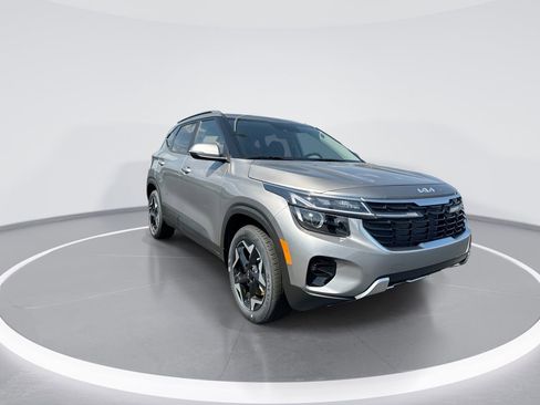 New 2026 Kia Seltos S AWD/4WD image 2