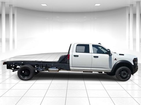 New 2026 RAM 5500 Tradesman AWD/4WD image 2