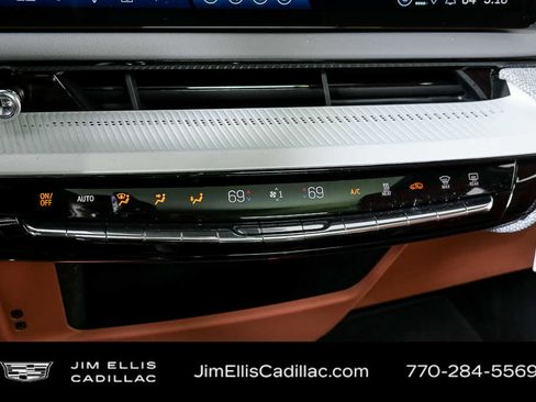 New 2026 Cadillac Optiq Sport 2 RWD image 17