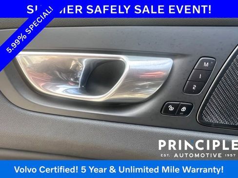 Certified 2023 Volvo XC60 B5 Ultimate w/ Climate Package FWD image 23