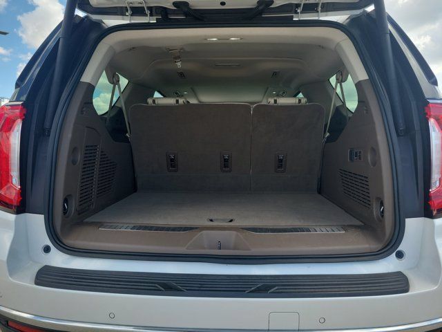 Used 2021 GMC Yukon XL Denali w/ Denali Premium Package RWD image 10