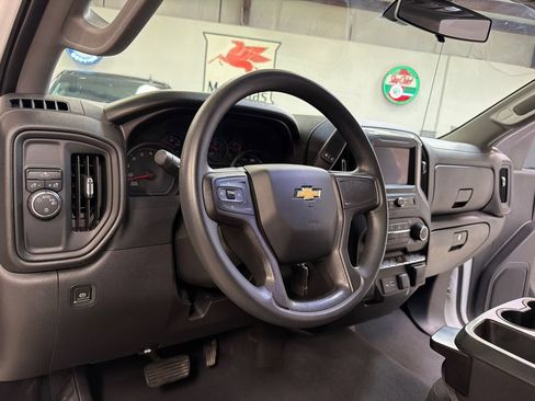 Used 2021 Chevrolet Silverado 1500 Custom RWD image 26