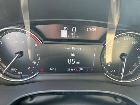 Used 2024 Cadillac XT6 Premium Luxury w/ LPO, Floor Liner Package AWD/4WD image 18
