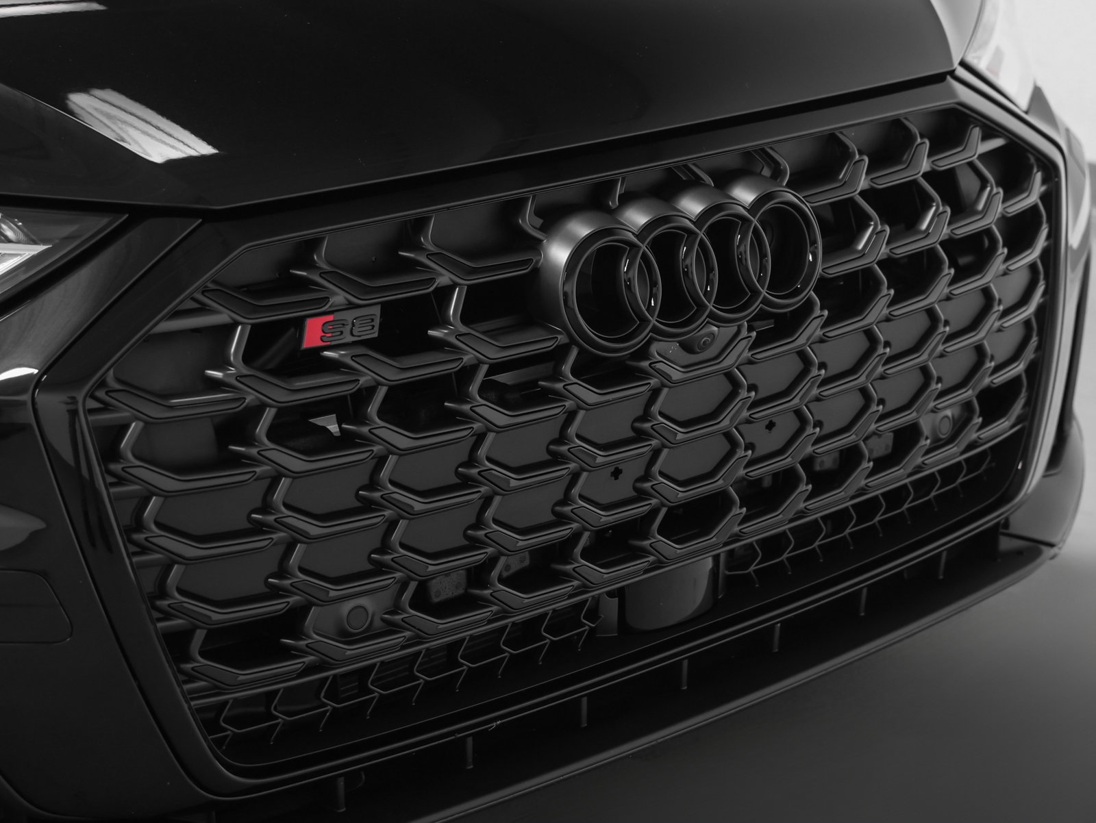 Used 2026 Audi S8 w/ Executive Plus Package AWD/4WD image 16