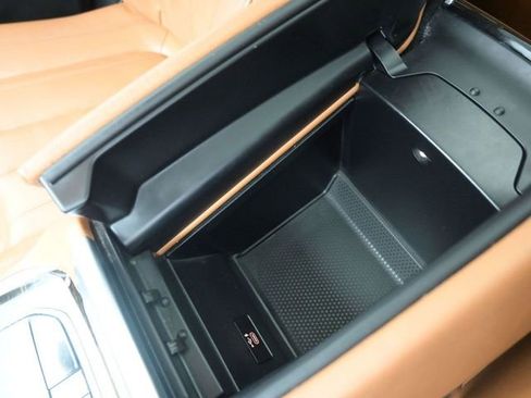 Used 2019 BMW X5 xDrive40i w/ M Sport Package AWD/4WD image 9