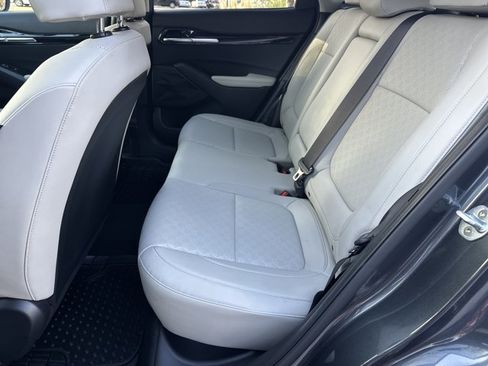 Used 2021 Kia Seltos SX w/ SX Sunroof Package image 22