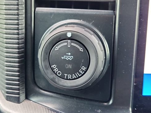 Used 2025 Ford F150 Platinum w/ Equipment Group 702A High AWD/4WD image 31