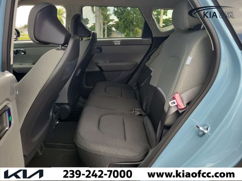 New 2027 Kia Seltos S FWD image 11