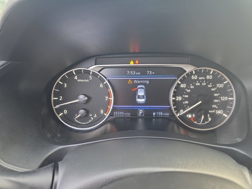 Used 2025 Nissan Altima 2.5 SV FWD image 14