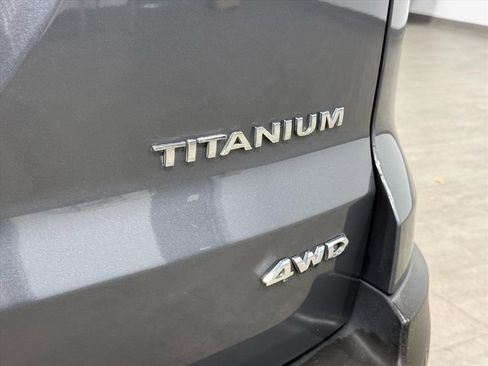 Used 2021 Ford EcoSport Titanium image 16