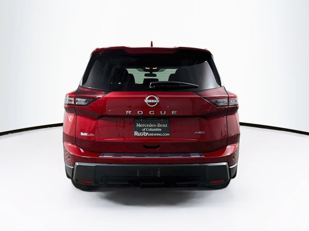 Used 2025 Nissan Rogue SV AWD/4WD image 6