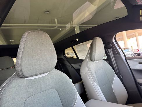 New 2026 Volvo EX30 Cross Country Ultra image 16