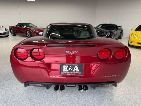 Used 2012 Chevrolet Corvette Coupe w/ 2LT Preferred Equipment Group RWD image 12