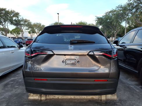 Used 2024 Honda HR-V LX image 7