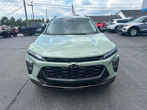 Used 2025 Chevrolet Trax ACTIV w/ Driver Confidence Package FWD image 3