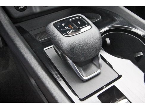 Certified 2025 Nissan Rogue SV w/ SV Premium Package FWD image 27