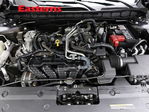 Used 2024 Nissan Altima 2.5 SR FWD image 7
